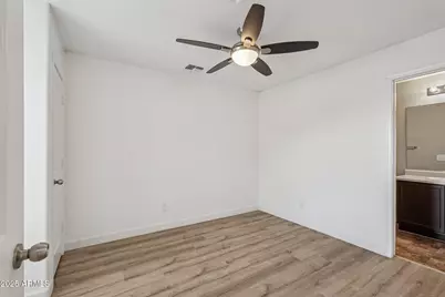 7722 W Pipestone Place, Phoenix, AZ 85035 - Photo 19