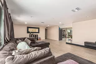 4109 N 72nd Dr, Phoenix, AZ 85033 - Photo 11