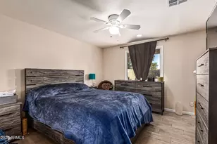 4109 N 72nd Dr, Phoenix, AZ 85033 - Photo 17