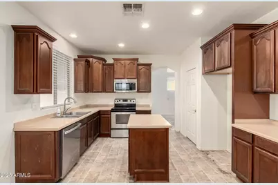 17624 N 170th Lane, Surprise, AZ 85374 - Photo 15