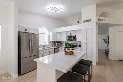 19842 N 44th Drive, Glendale, AZ 85308 - Photo 9