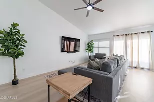 19842 N 44th Dr, Glendale, AZ 85308 - Photo 15