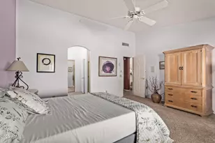 5842 S Amberwood Dr, Chandler, AZ 85248 - Photo 13