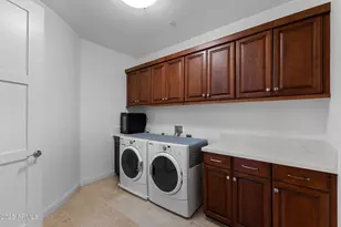 8 E Biltmore Estate, Phoenix, AZ 85016 - Photo 23