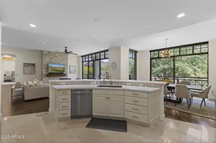 8 E Biltmore Estate, Phoenix, AZ 85016 - Photo 7