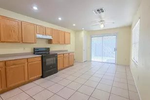 1042 S Clancy Cir, Mesa, AZ 85208 - Photo 5