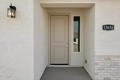 19288 W Audrey Lane, Surprise, AZ 85387 - Photo 5