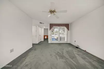 10211 W Ocotillo Drive, Sun City, AZ 85373 - Photo 11