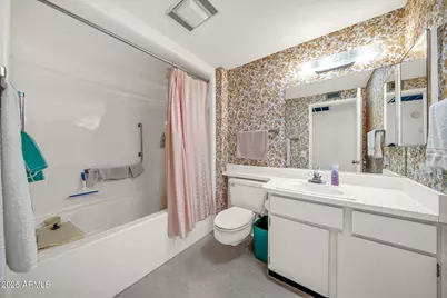 10211 W Ocotillo Drive, Sun City, AZ 85373 - Photo 21