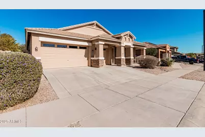 17642 W Pershing Street, Surprise, AZ 85388 - Photo 5