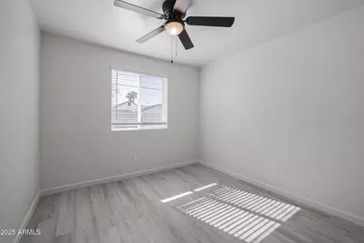 2121 W Adams Street #B102, Phoenix, AZ 85009 - Photo 19