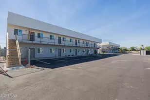 2121 W Adams St, Phoenix, AZ 85009 - Photo 3