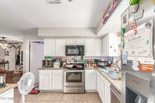 3654 W Shangri La Rd, Phoenix, AZ 85029 - Photo 13