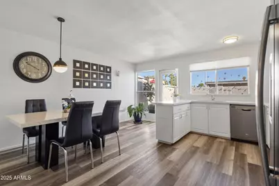 2338 W Carson Drive, Tempe, AZ 85282 - Photo 7