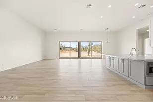 9248 W Limestone Mountain Dr, Casa Grande, AZ 85194 - Photo 11