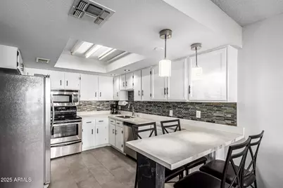 7910 E Camelback Road #203, Scottsdale, AZ 85251 - Photo 3