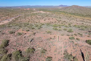 43327 N Castle Hot Springs Rd, Morristown, AZ 85342 - Photo 13