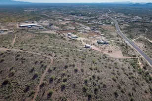 43327 N Castle Hot Springs Rd, Morristown, AZ 85342 - Photo 15