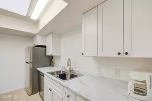 712 S Lebanon Ln, Tempe, AZ 85288 - Photo 27