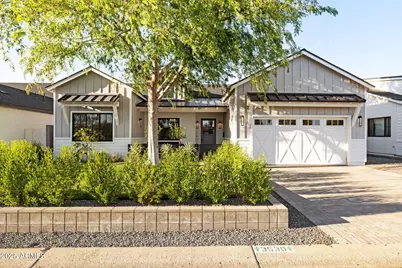 3530 E Glenrosa Avenue, Phoenix, AZ 85018 - Photo 1