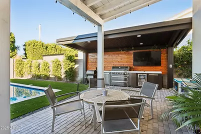 3530 E Glenrosa Avenue, Phoenix, AZ 85018 - Photo 33