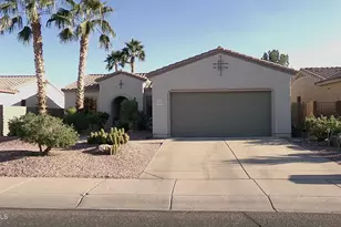 19035 N Aztec Point Dr, Surprise, AZ 85387 - Photo 5