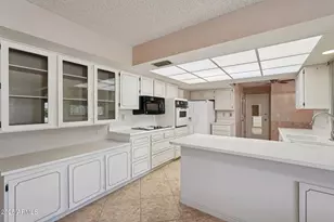 17818 N Buntline Dr, Sun City West, AZ 85375 - Photo 19