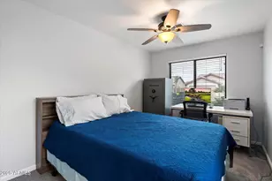 1611 E Runion Dr, Phoenix, AZ 85024 - Photo 21