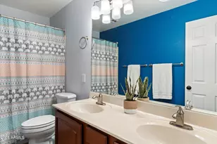 1611 E Runion Dr, Phoenix, AZ 85024 - Photo 23