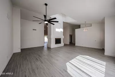 10572 E Bella Vista Drive, Scottsdale, AZ 85258 - Photo 5