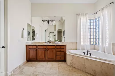 18017 W Montebello Avenue, Litchfield Park, AZ 85340 - Photo 21