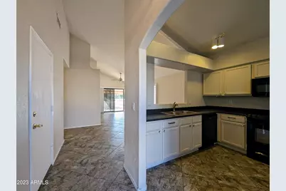 1902 N Barkley -- #14, Mesa, AZ 85203 - Photo 7