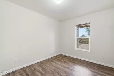 1000 W Whiteley Street, Apache Junction, AZ 85120 - Photo 23