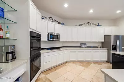 3969 E Navigator Lane, Phoenix, AZ 85050 - Photo 9