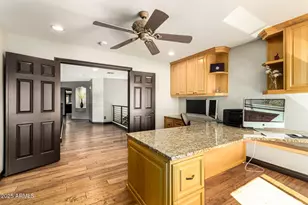 2309 W Yahoo Trl, Phoenix, AZ 85085 - Photo 35