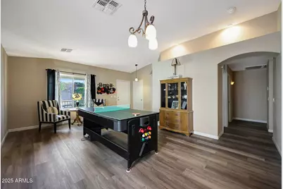 17520 W Caribbean Lane, Surprise, AZ 85388 - Photo 9