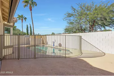 17520 W Caribbean Lane, Surprise, AZ 85388 - Photo 27