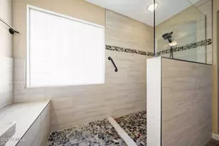 17520 W Caribbean Ln, Surprise, AZ 85388 - Photo 17