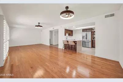 7817 E Sage Drive, Scottsdale, AZ 85250 - Photo 17