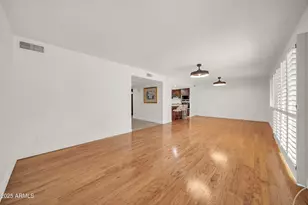 7817 E Sage Dr, Scottsdale, AZ 85250 - Photo 17