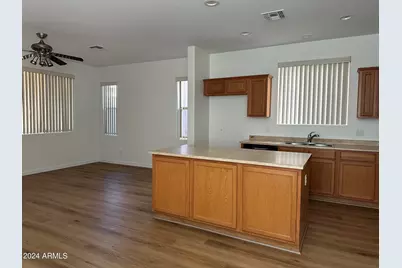 11820 N 147th Lane, Surprise, AZ 85379 - Photo 15