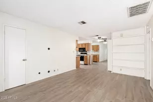 20236 N 6th Dr, Phoenix, AZ 85027 - Photo 7