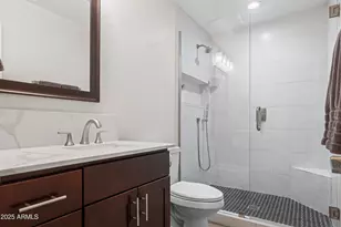 8584 E Indian School Rd, Scottsdale, AZ 85251 - Photo 17