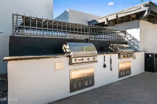 8584 E Indian School Rd, Scottsdale, AZ 85251 - Photo 29