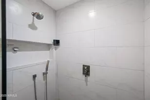 8584 E Indian School Rd, Scottsdale, AZ 85251 - Photo 17