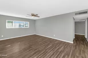 11620 N 31st Dr, Phoenix, AZ 85029 - Photo 9