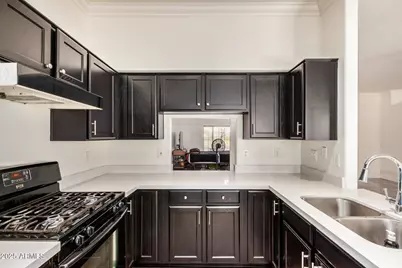 10227 W Missouri Avenue, Glendale, AZ 85307 - Photo 9