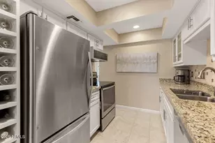 1252 E Medlock Dr, Phoenix, AZ 85014 - Photo 11