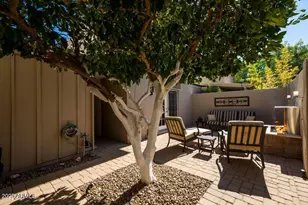 1252 E Medlock Dr, Phoenix, AZ 85014 - Photo 17