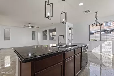 7311 N 90th Avenue, Glendale, AZ 85305 - Photo 13